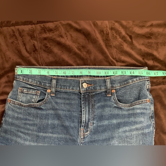 Old Navy Boyfriend Jeans EUC - Picture 4 of 8